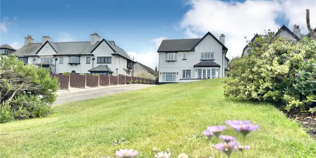 North Parade, Hoylake, CH47, photo 1