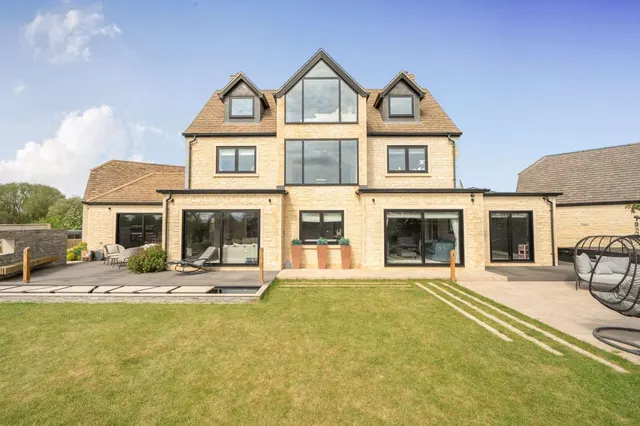 Windlass Court, Top Lock Meadows, PE9, photo 2