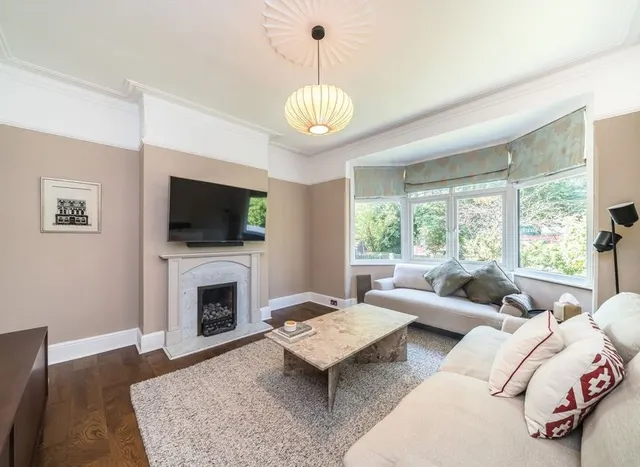 Photo 2 — Leigham Court Road, Streatham, SW16