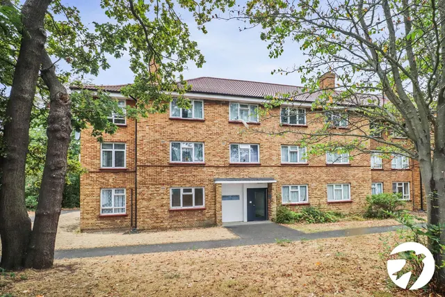 Woolwich Road, London, SE2, photo 1