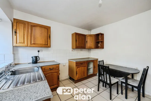 Water Street, Neath, SA11, photo 2