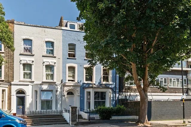 Vicarage Grove, SE5, photo 1