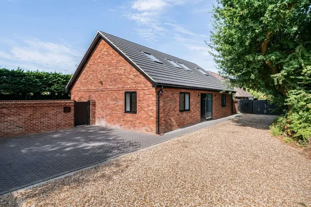 Western Road, Hurstpierpoint, Hassocks, West Sussex, BN6 9TA, photo 1