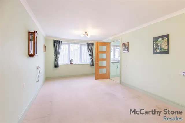 Legions Way, Bishop's Stortford, CM23, photo 2