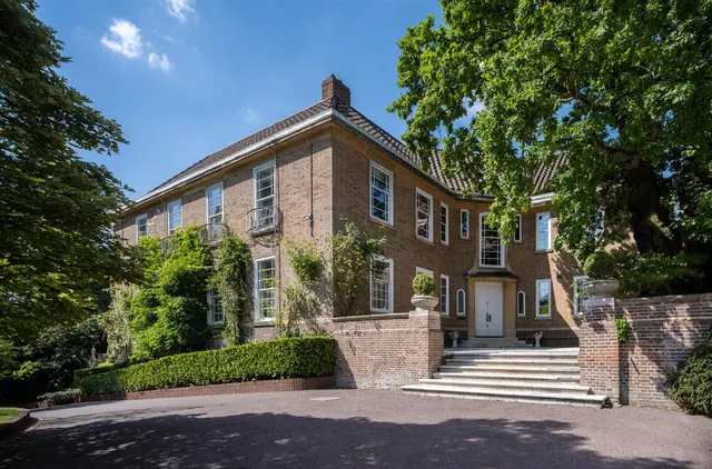 Frognal, Hampstead, London, NW3 6YA, photo 1