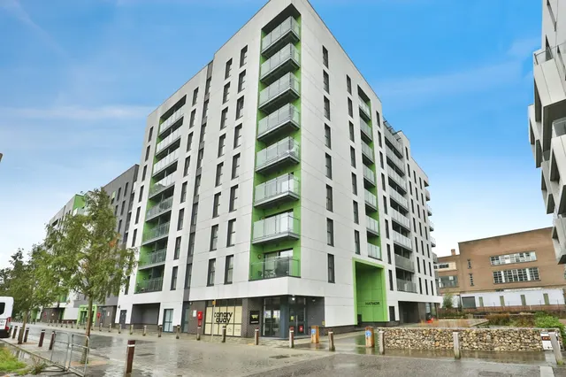 Geoffrey Watling Way, Norwich, photo 1