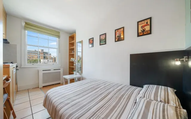 Claverton Street, Pimlico, SW1V, photo 1