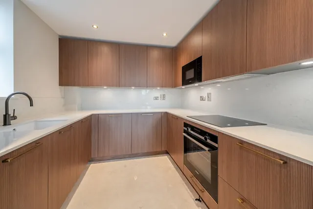 Thornton Road, Balham, SW12, photo 1