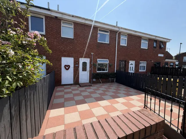 Fawcus Court, Redcar, TS10, photo 1