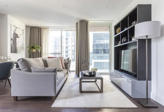32 Harbour Way Canary Wharf E14, photo 1