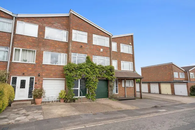 Peters Close, Prestwood, HP16, photo 1