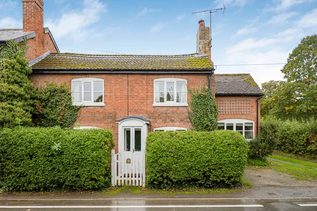 Ivy Cottage, Kingsland, Leominster, Herefordshire, HR6 9QT, photo 1