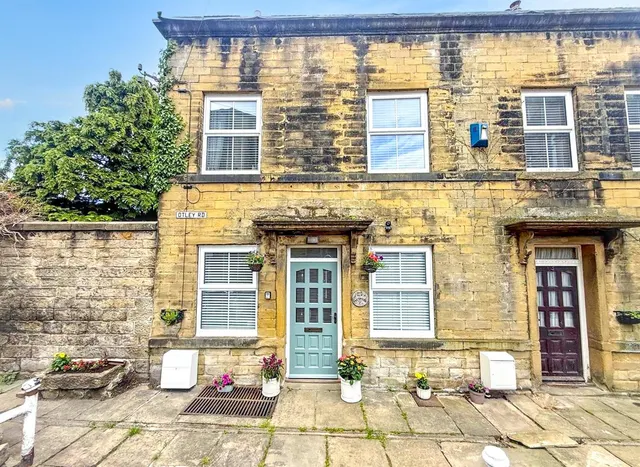 Otley Road, East Morton, BD20 5UH, photo 1