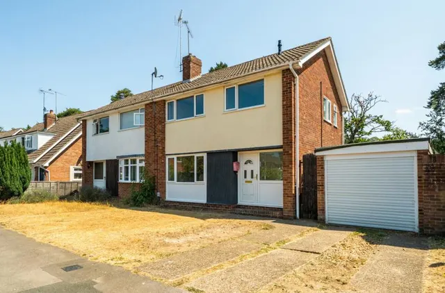 Highgate Road, Woodley, RG5, photo 1
