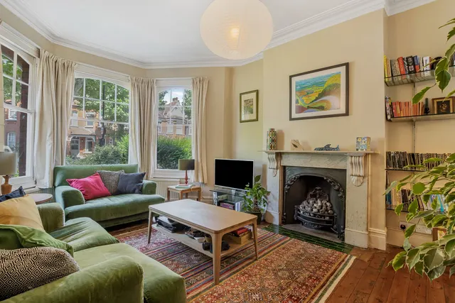 Park Avenue North, N8, photo 1