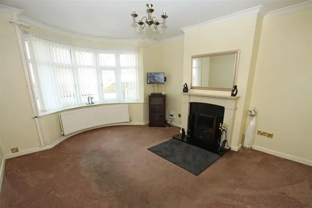 Photo 2 — Edward Road, Bournemouth