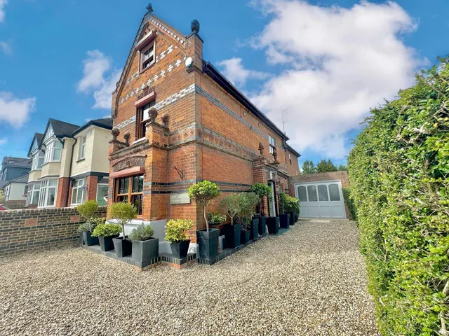 156 Drove Road, Swindon, Wiltshire, SN1 3AG, photo 1