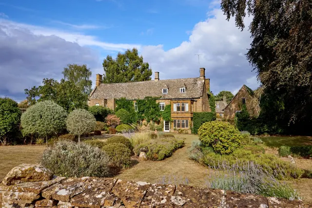 7 bedroom house — Hook Norton, Oxfordshire, OX15 5PP