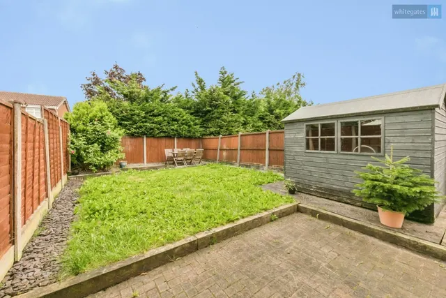 Padworth Place, Leighton, CW1, photo 2