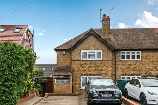 Sibthorpe Road, SE12, photo 1