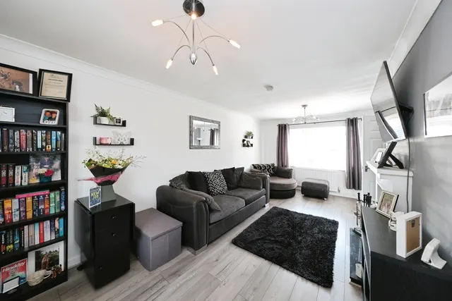 Photo 2 — Sycamore Road, Mansfield Woodhouse, Mansfield, Nottinghamshire, NG19