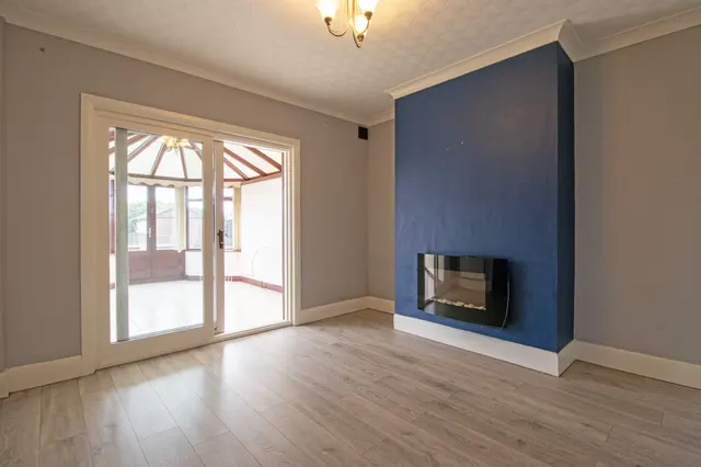 Cornwall Road, Scunthorpe, DN16, photo 3