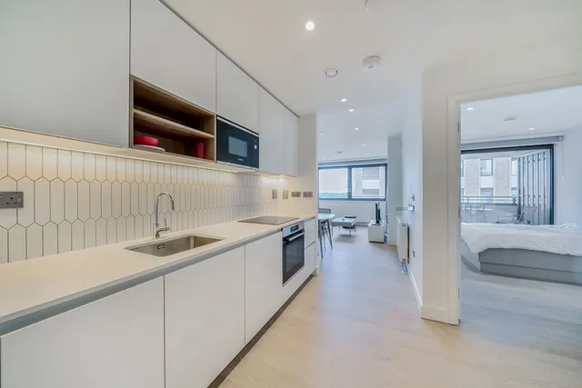 Flat 1505 UNCLE Wembley, 1 Oasis Way, photo 1