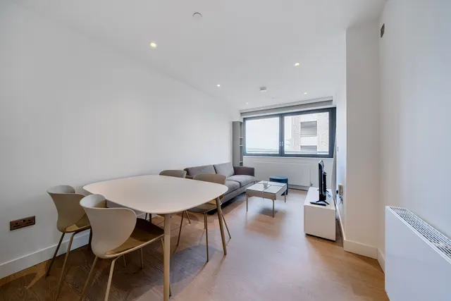 Photo 3 — Flat 1505 UNCLE Wembley, 1 Oasis Way