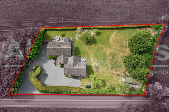 Kidderminster Road, Dodford, B61, photo 2