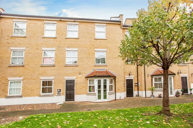 Audley Court, 1 Forge Way, Southend-On-Sea, Essex, SS1, photo 1