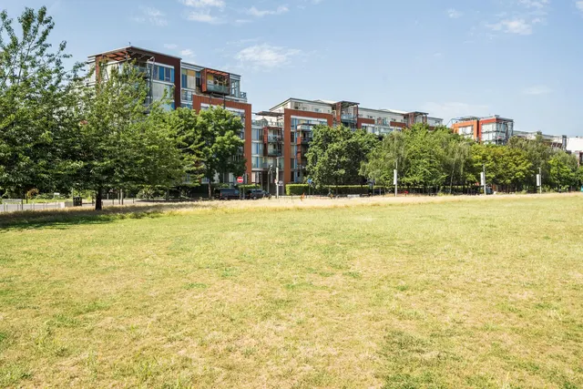 West Parkside, SE10, photo 1