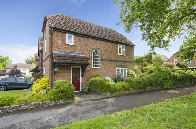 Lower Moor, Yateley, GU46, photo 1