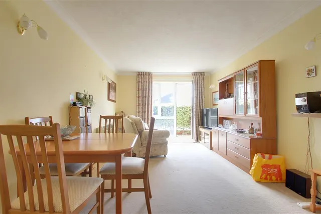 Photo 2 — Broadwater Street East, Worthing