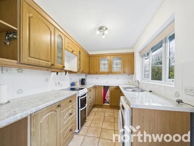 Meridian Court, Singleton, TN23, photo 3
