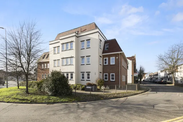 Crouch Street, Colchester, CO3, photo 1
