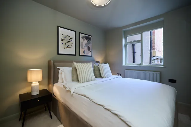 Woodchurch Road, London, NW6, photo 3