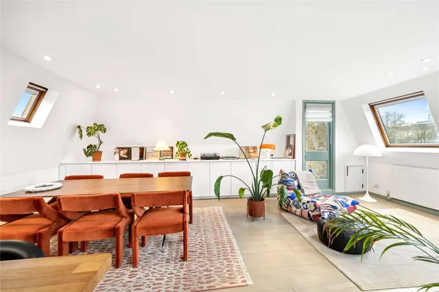 Kingsley House, Avonmore Place, London, W14 8RY, photo 1