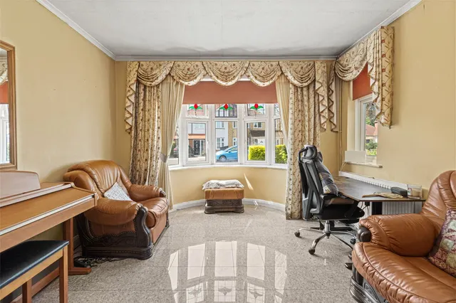 Photo 3 — Lyndhurst Avenue, Twickenham, TW2 6BY