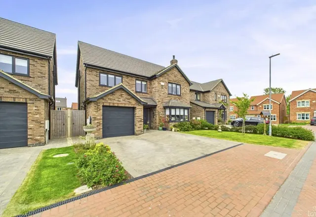 Coxes Meadow, Ulceby, DN39, photo 1