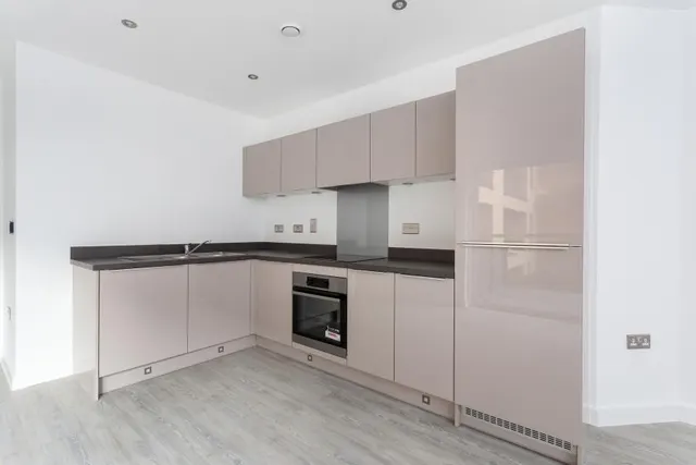 Collendale Road, London, E17, photo 3