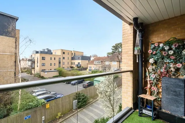 London Road, Isleworth, TW7, photo 2