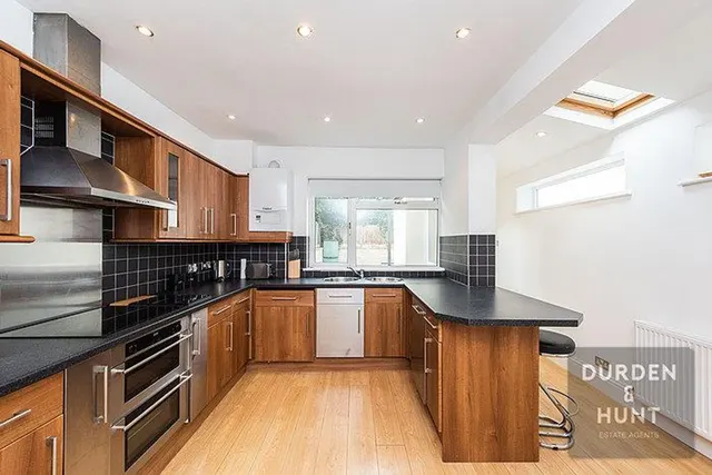Smeaton Road, Woodford Green, IG8, photo 3