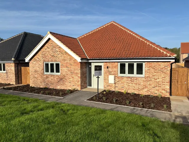 Hester Place, Badwell Ash, photo 1