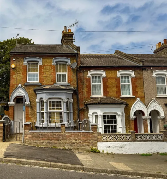 Purrett Road, Plumstead, SE18, photo 2