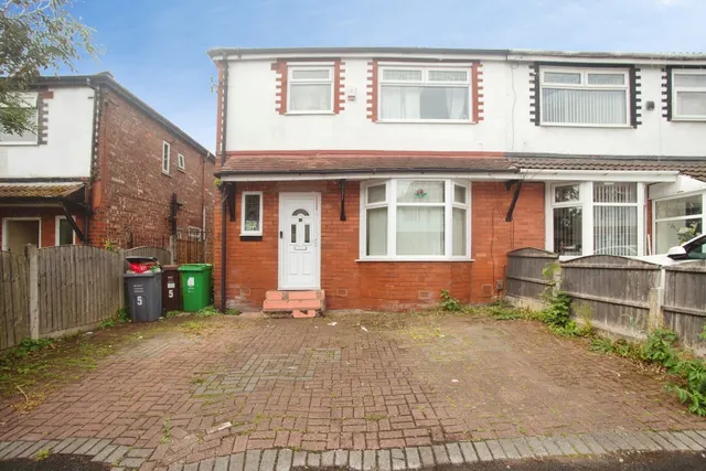 Cedric Road, MANCHESTER, Lancashire, M8, photo 1