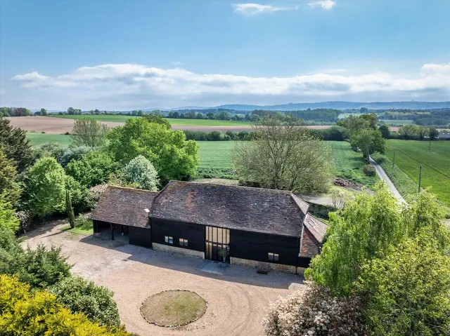 Tillington, Petworth, GU28, photo 1