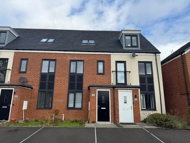 Elmwood Park Mews, Newcastle upon Tyne, Tyne and Wear, NE13, photo 1