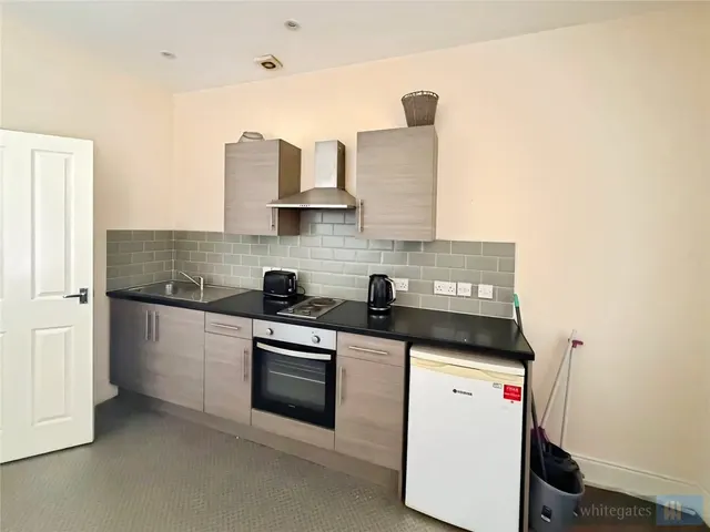 Croxteth Drive, Liverpool, L17, photo 2