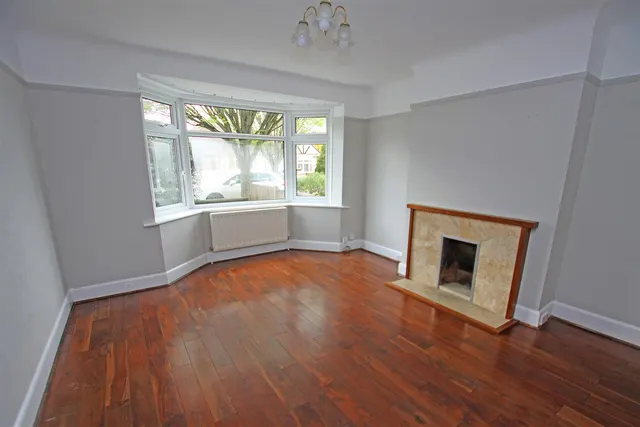 Claremont Avenue, Bournemouth, BH9, photo 3