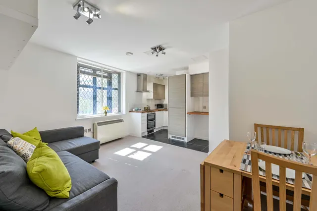 Kingston Upon Thames, KT1, photo 2